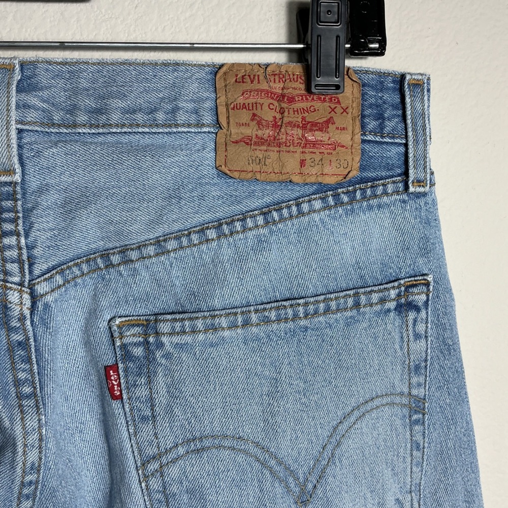 Levis 501 Original Fit Jeans Mens 34x30 Light Wash VTG XX Button Fly Straight - Picture 4 of 11